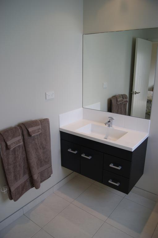 Waihi Beach Getaway-Studio, Ensuite & Private Deck Ngoại thất bức ảnh